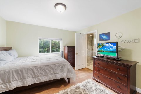Casa en venta en Pompano Beach, Florida, 6 dormitorios, 371.33 m2 № 860856 - foto 23
