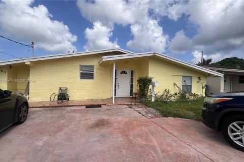 Casa en venta en Miramar, Florida, 3 dormitorios, 148.92 m2 № 1281156 - foto 6