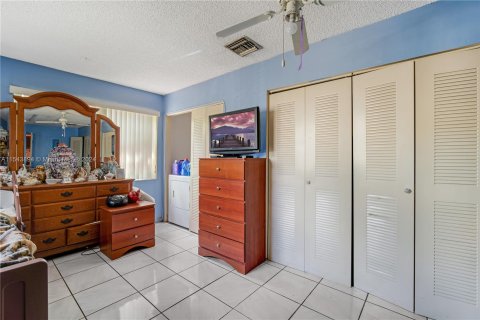 Купить виллу или дом в Мирамар, Флорида 3 спальни, 122.63м2, № 1098149 - фото 9