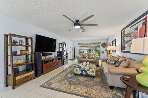 House in Boynton Beach, Florida 2 bedrooms, 130.06 sq.m. № 1097974 - photo 21