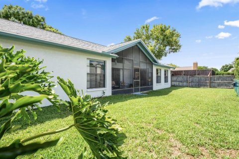 House in New Port Richey, Florida 3 bedrooms, 162.21 sq.m. № 1259279 - photo 22