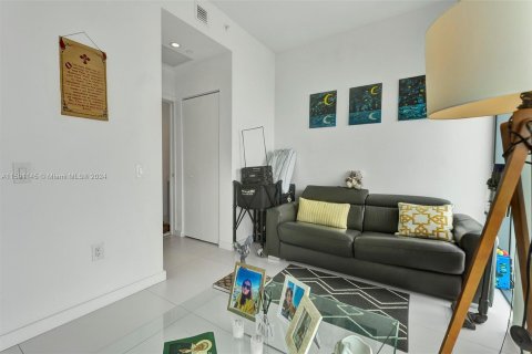 Condominio en venta en Miami, Florida, 1 dormitorio № 1181106 - foto 8