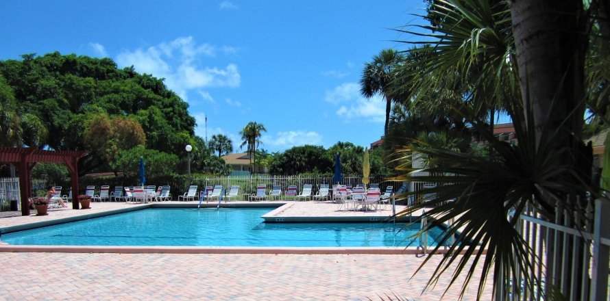 Condo in Delray Beach, Florida, 2 bedrooms  № 1182502