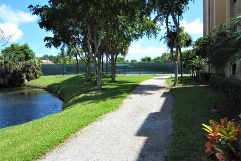 Condo in Delray Beach, Florida, 2 bedrooms  № 1182502 - photo 5