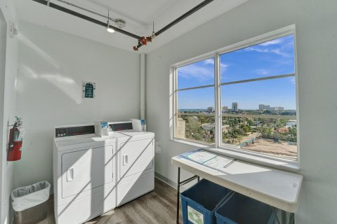 Condo in Fort Lauderdale, Florida, 1 bedroom  № 918504 - photo 28