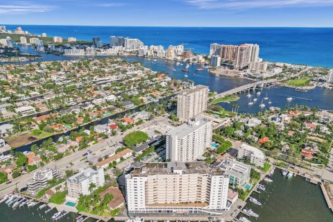 Condo in Fort Lauderdale, Florida, 1 bedroom  № 918504 - photo 12