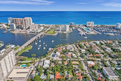 Condo in Fort Lauderdale, Florida, 1 bedroom  № 918504 - photo 11