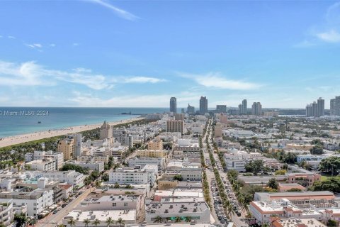 Propiedad comercial en venta en Miami Beach, Florida № 1225521 - foto 29