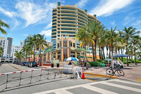 Propiedad comercial en venta en Miami Beach, Florida № 1225521 - foto 6