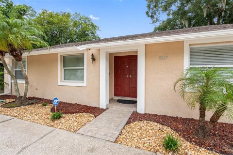 Casa en venta en Tampa, Florida, 4 dormitorios, 131.92 m2 № 1364569 - foto 2