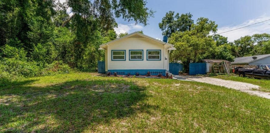 Villa ou maison à DeLand, Floride 3 chambres, 125.42 m2 № 1257324