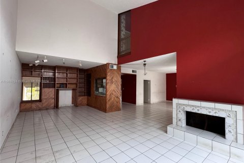 Copropriété à vendre à Miami, Floride: 3 chambres, 324.51 m2 № 1380256 - photo 9