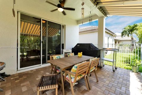 Casa en venta en Weston, Florida, 4 dormitorios, 172.71 m2 № 1208429 - foto 8