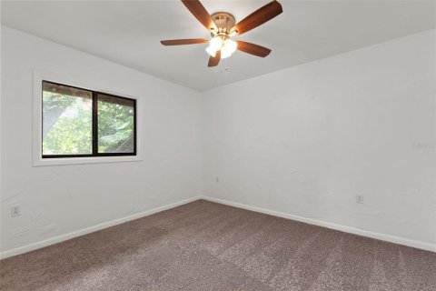 Condo in Tampa, Florida, 2 bedrooms  № 1389449 - photo 15