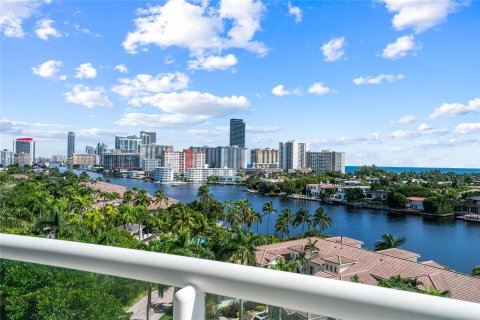 Condo in Aventura, Florida, 3 bedrooms  № 1389738 - photo 8