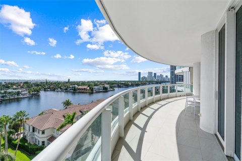 Copropriété à vendre à Aventura, Floride: 3 chambres, 275.92 m2 № 1389738 - photo 9