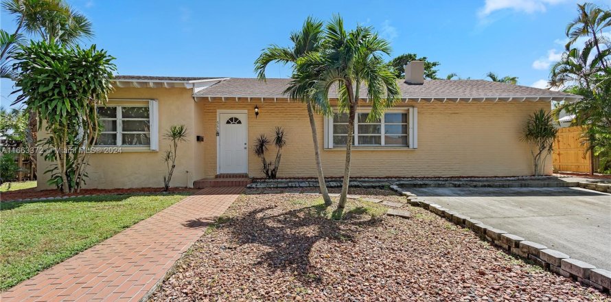 Villa ou maison à West Palm Beach, Floride 5 chambres, 218.78 m2 № 1389717