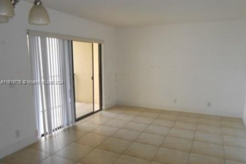 Condominio en venta en West Palm Beach, Florida, 2 dormitorios, 83.61 m2 № 1304771 - foto 8