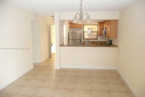 Copropriété à vendre à West Palm Beach, Floride: 2 chambres, 83.61 m2 № 1304771 - photo 3