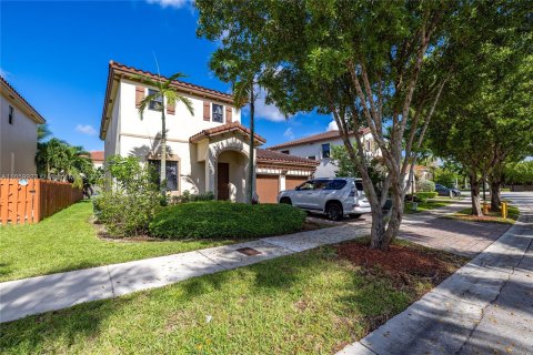 Villa ou maison à vendre à Miami, Floride: 4 chambres, 287.07 m2 № 1365799 - photo 29