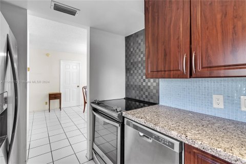 Copropriété à vendre à Aventura, Floride: 1 chambre, 92.34 m2 № 1367003 - photo 16