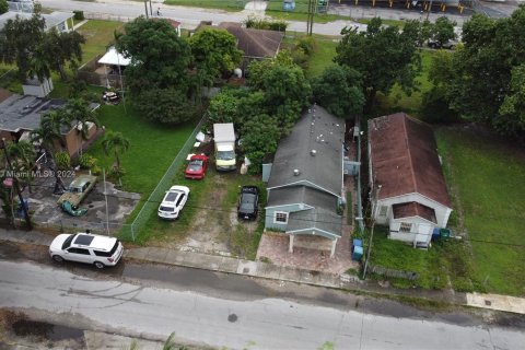 Casa en venta en Miami, Florida, 3 dormitorios, 109.72 m2 № 1440162 - foto 3