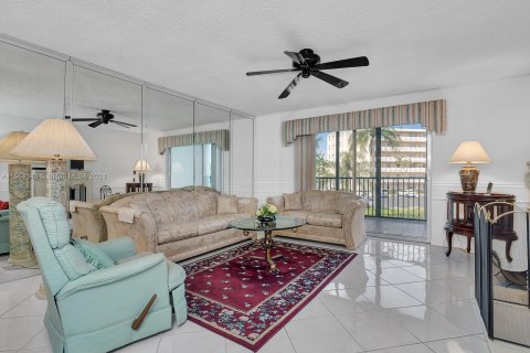 Condominio en venta en Dania Beach, Florida, 2 dormitorios, 110.55 m2 № 1117395 - foto 5