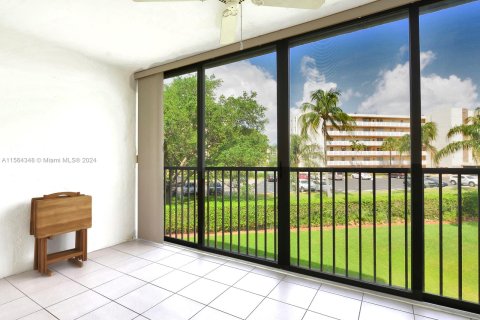Condominio en venta en Dania Beach, Florida, 2 dormitorios, 110.55 m2 № 1117395 - foto 17