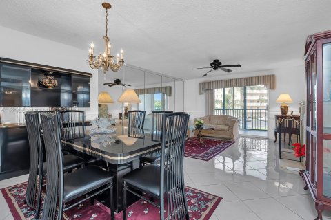 Condominio en venta en Dania Beach, Florida, 2 dormitorios, 110.55 m2 № 1117395 - foto 9