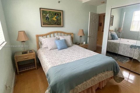 Condominio en venta en Coral Gables, Florida, 2 dormitorios, 116.13 m2 № 1117392 - foto 9