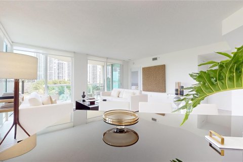 Condominio en venta en Aventura, Florida, 2 dormitorios, 149.57 m2 № 1117393 - foto 19