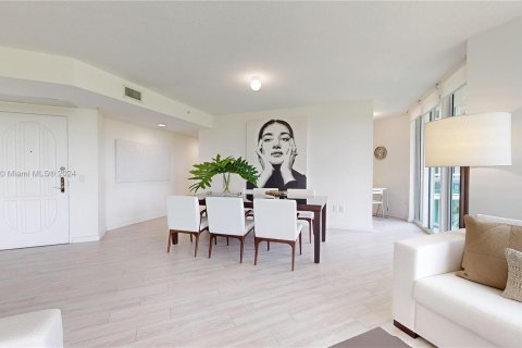 Condominio en venta en Aventura, Florida, 2 dormitorios, 149.57 m2 № 1117393 - foto 16