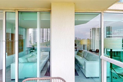 Condominio en venta en Aventura, Florida, 2 dormitorios, 149.57 m2 № 1117393 - foto 13