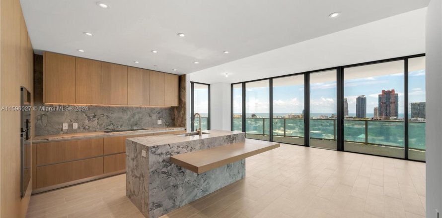 Condominio en Miami Beach, Florida, 3 dormitorios  № 1209827