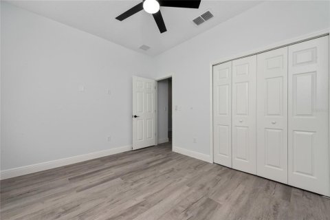 Casa en venta en DeLand, Florida, 3 dormitorios, 145.3 m2 № 1364629 - foto 2