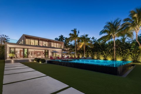 Casa en venta en Miami Beach, Florida, 8 dormitorios, 985.32 m2 № 1102184 - foto 8