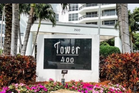 Condo in Aventura, Florida, 3 bedrooms  № 1415658 - photo 11