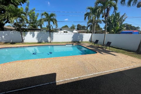 Casa en venta en Hollywood, Florida, 4 dormitorios, 142.33 m2 № 1229666 - foto 22