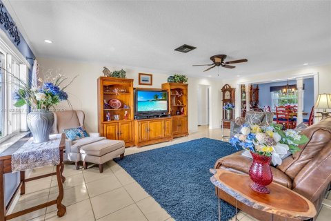 Casa en venta en Plantation, Florida, 2 dormitorios, 129.88 m2 № 1311277 - foto 5