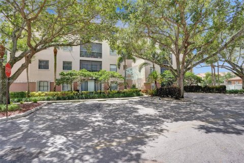 Copropriété à vendre à Coconut Creek, Floride: 3 chambres, 129.32 m2 № 1330122 - photo 3