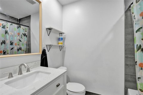 Condo in Coconut Creek, Florida, 3 bedrooms  № 1330122 - photo 28