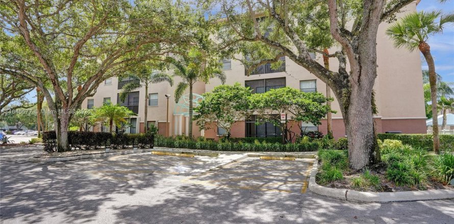 Condominio en Coconut Creek, Florida, 3 dormitorios  № 1330122