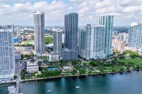 Copropriété à louer à Miami, Floride: 2 chambres, 82.5 m2 № 1367225 - photo 26