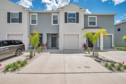 Touwnhouse à louer à Wesley Chapel, Floride: 3 chambres, 155.43 m2 № 1367687 - photo 1