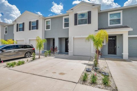 Touwnhouse à louer à Wesley Chapel, Floride: 3 chambres, 155.43 m2 № 1367687 - photo 2