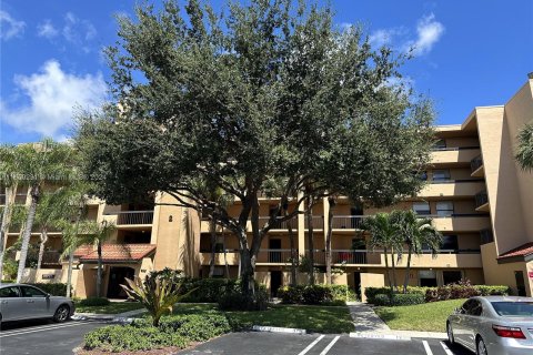 Condo in Delray Beach, Florida, 2 bedrooms  № 1398189 - photo 1