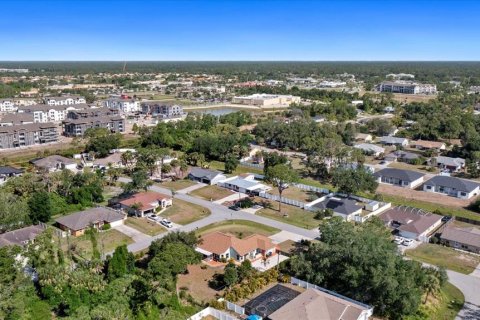 Villa ou maison à vendre à North Port, Floride: 3 chambres, 143.91 m2 № 1140163 - photo 16