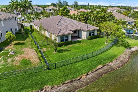 Villa ou maison à vendre à Parkland, Floride: 4 chambres, 276.11 m2 № 1222818 - photo 26