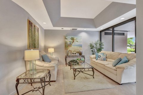 Copropriété à vendre à Boca Raton, Floride: 2 chambres, 126.81 m2 № 1222739 - photo 11