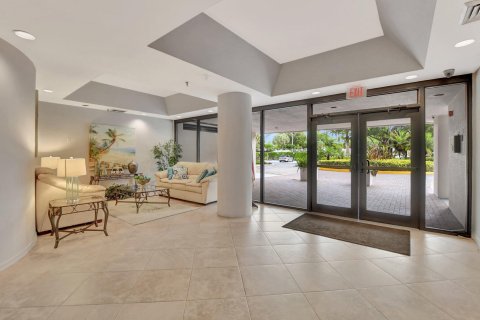 Copropriété à vendre à Boca Raton, Floride: 2 chambres, 126.81 m2 № 1222739 - photo 12